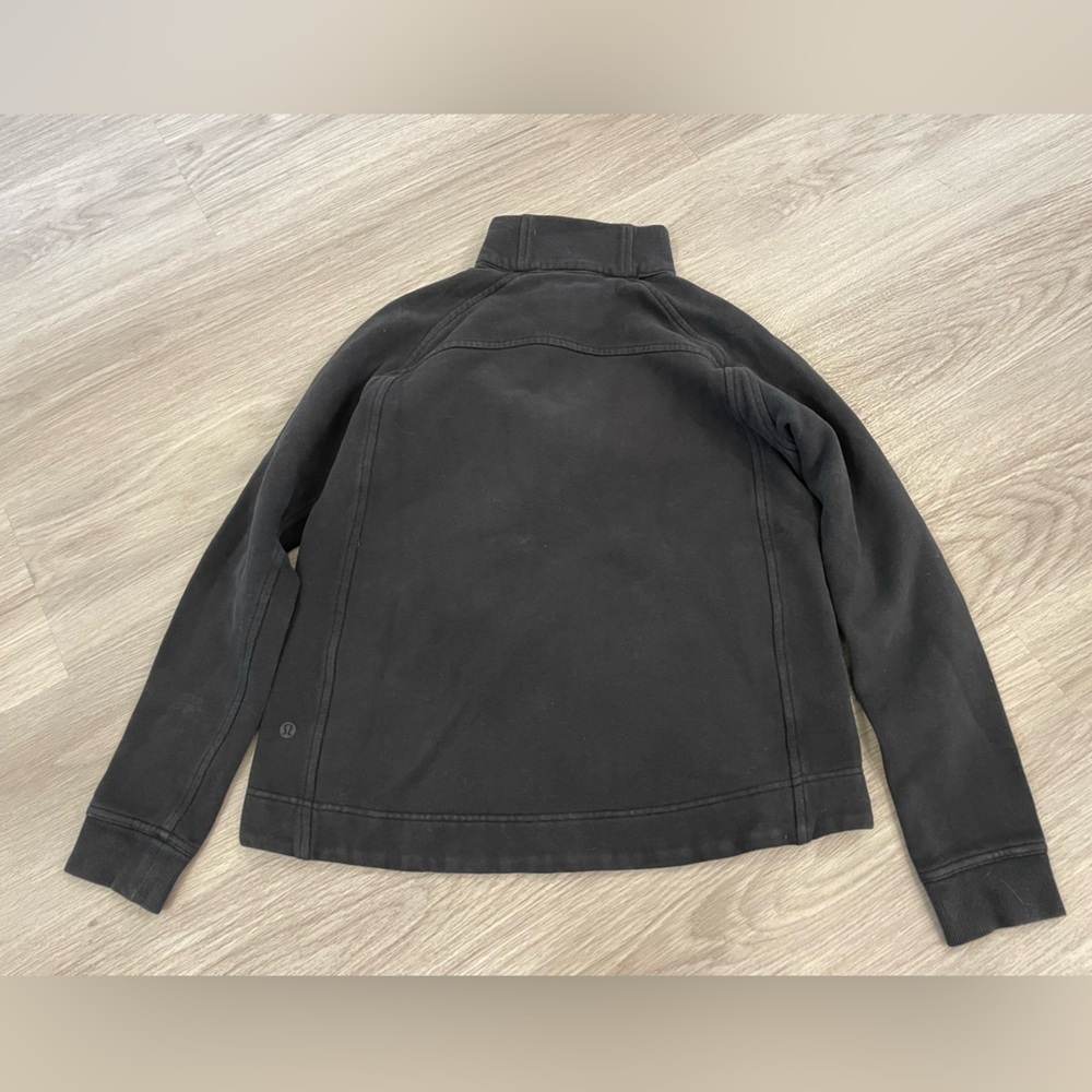 Lululemon Wind Down Grey Zip up Jacket. Size 4 - Picture 4 of 11